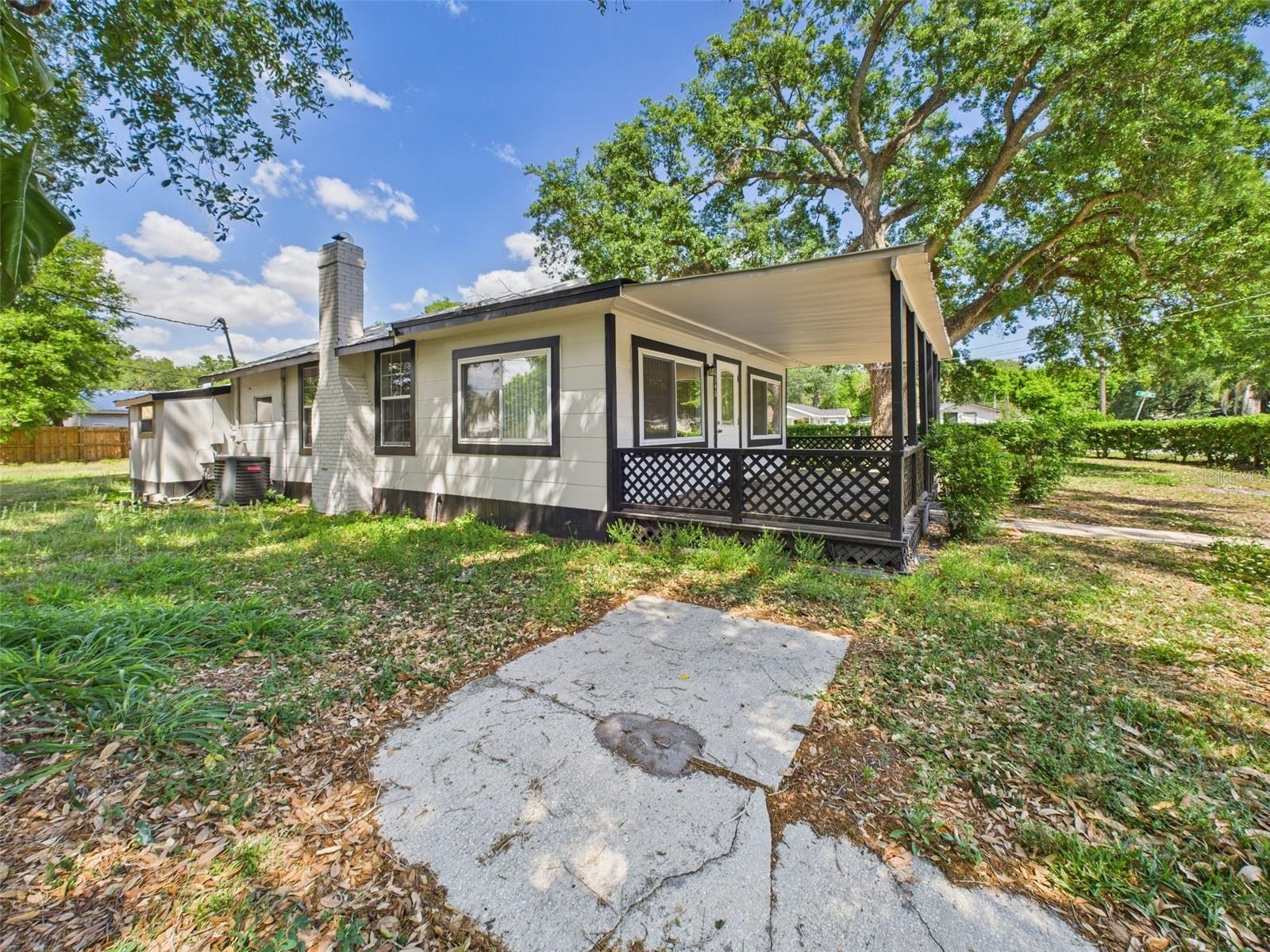 WAVERLY MANOR - Residential Lease