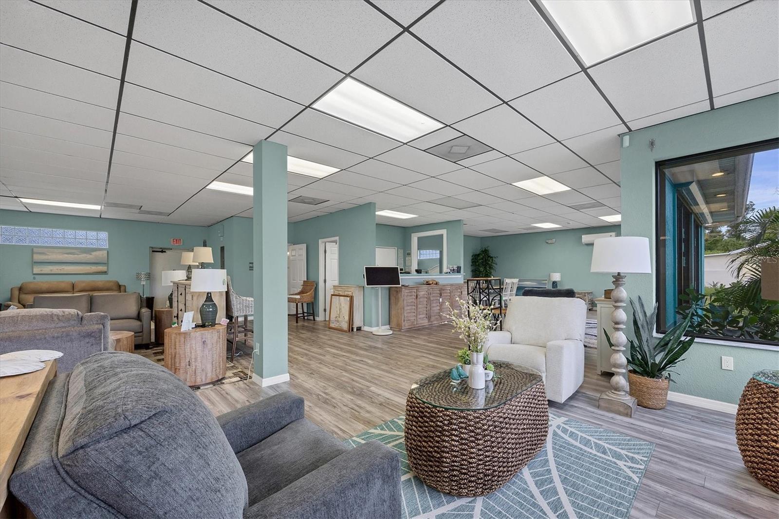 PORT CHARLOTTE SEC 074 - Commercial Sale