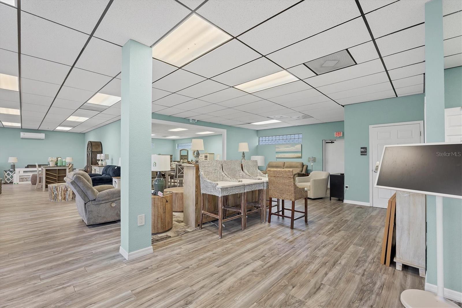 PORT CHARLOTTE SEC 074 - Commercial Sale