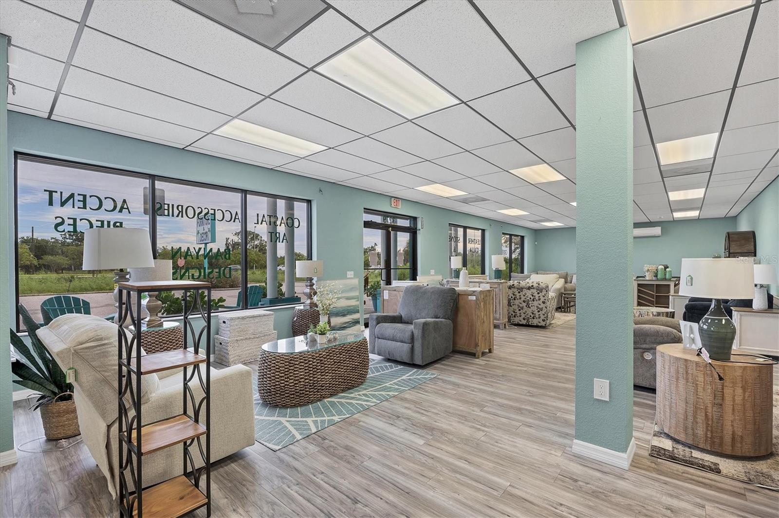 PORT CHARLOTTE SEC 074 - Commercial Sale