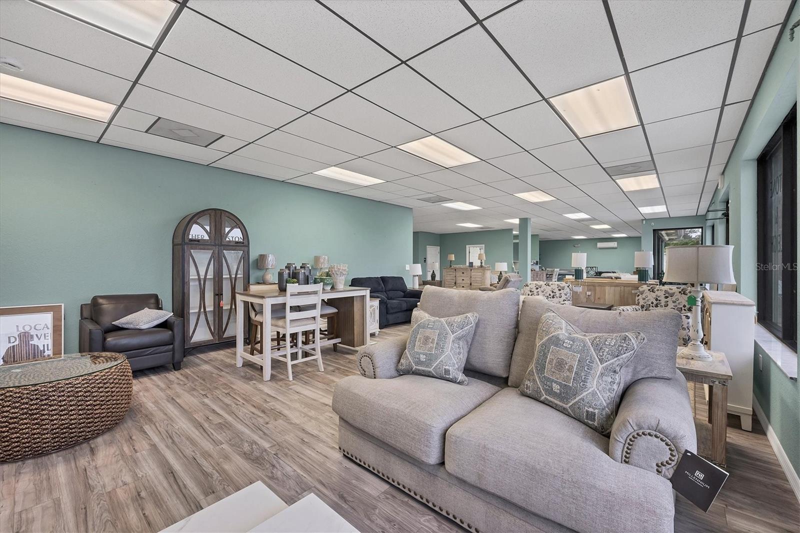 PORT CHARLOTTE SEC 074 - Commercial Sale