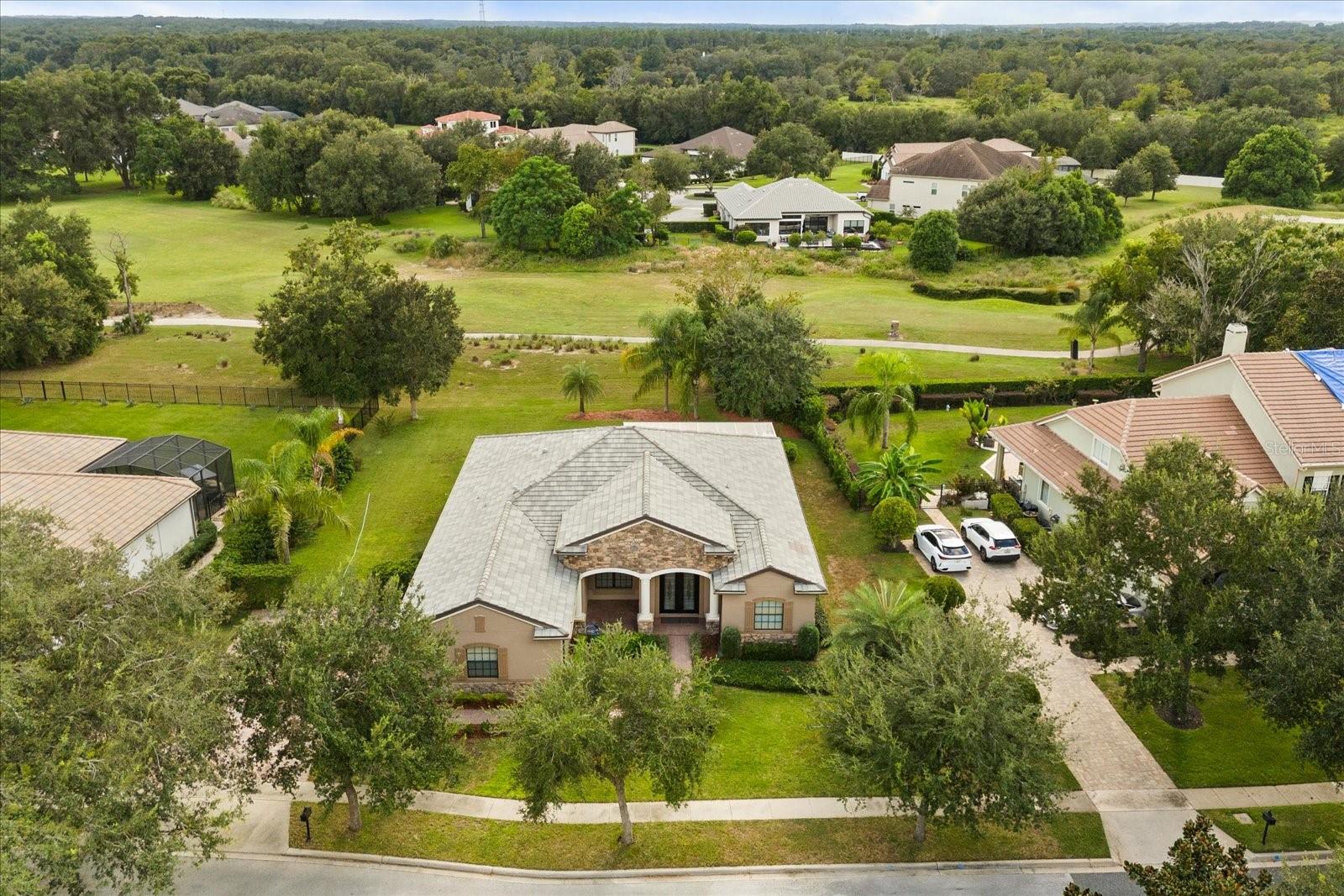 HEATHROW COUNTRY ESTATE - Residential