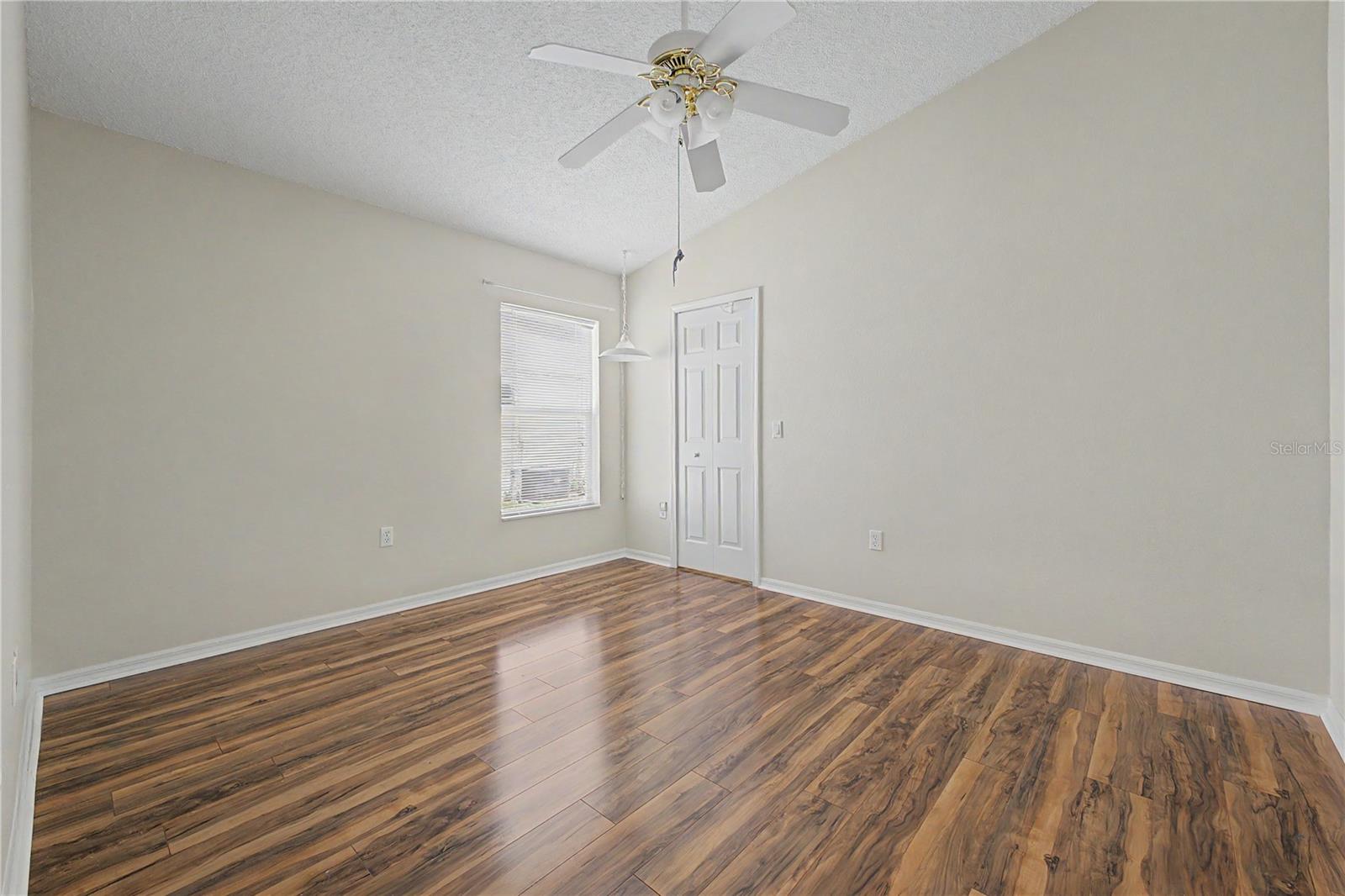 WELLINGTON AT SEVEN HILLS PH5D - Residential