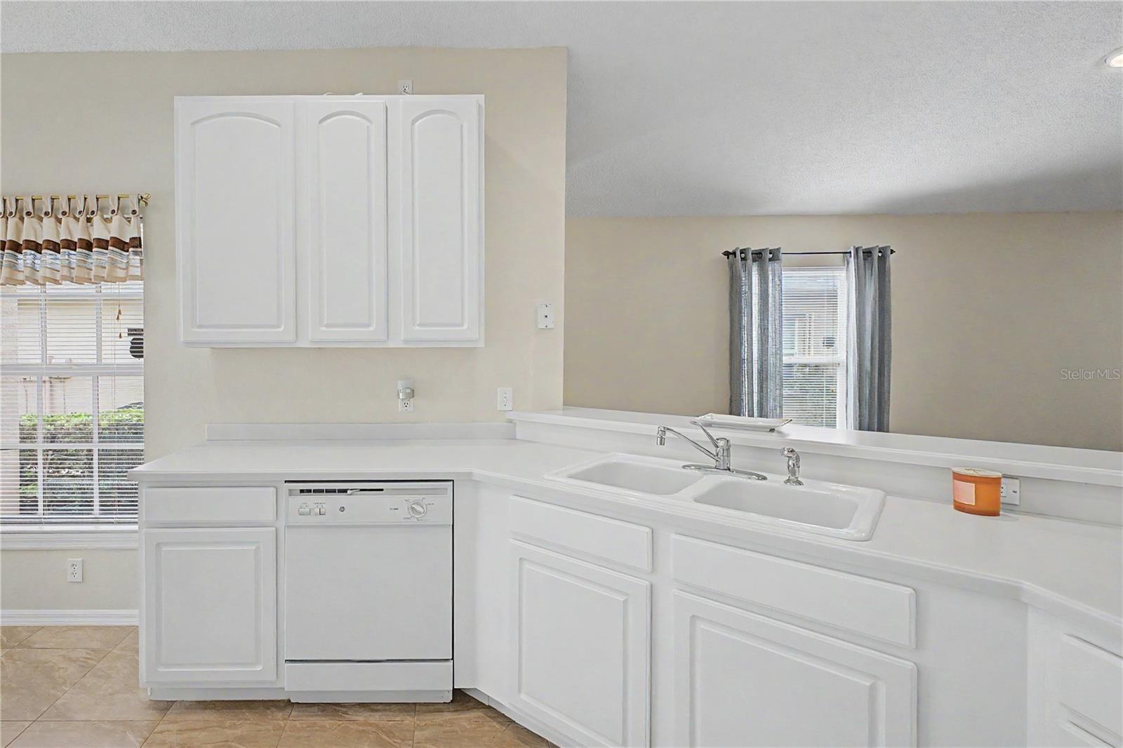 WELLINGTON AT SEVEN HILLS PH5D - Residential