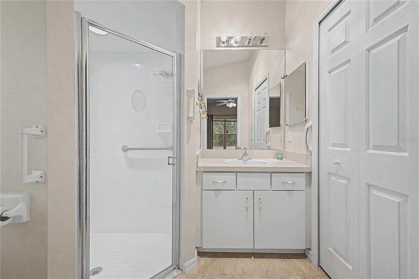 WELLINGTON AT SEVEN HILLS PH5D - Residential