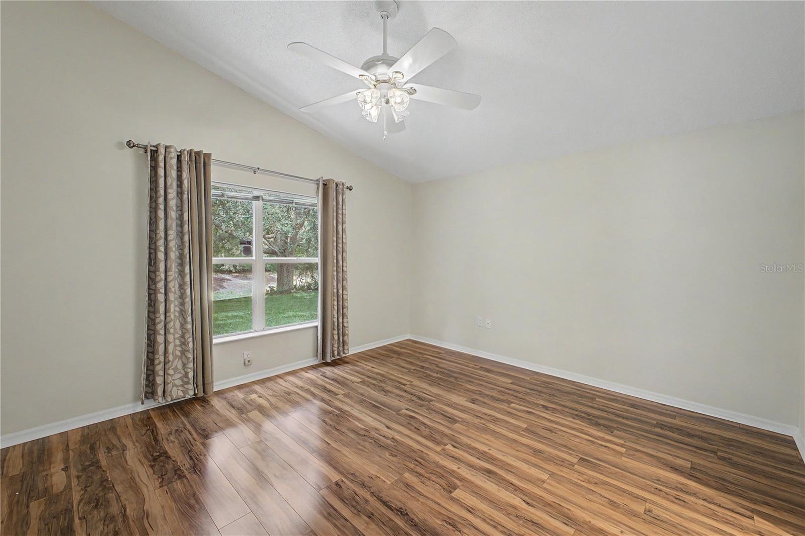 WELLINGTON AT SEVEN HILLS PH5D - Residential