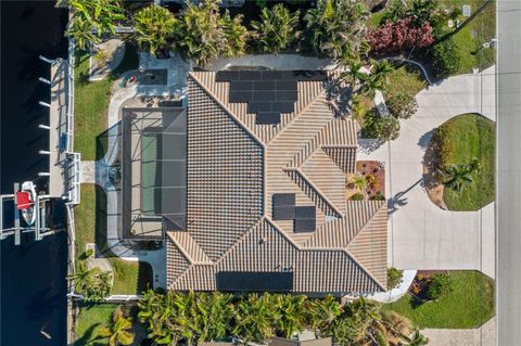 A home in PUNTA GORDA