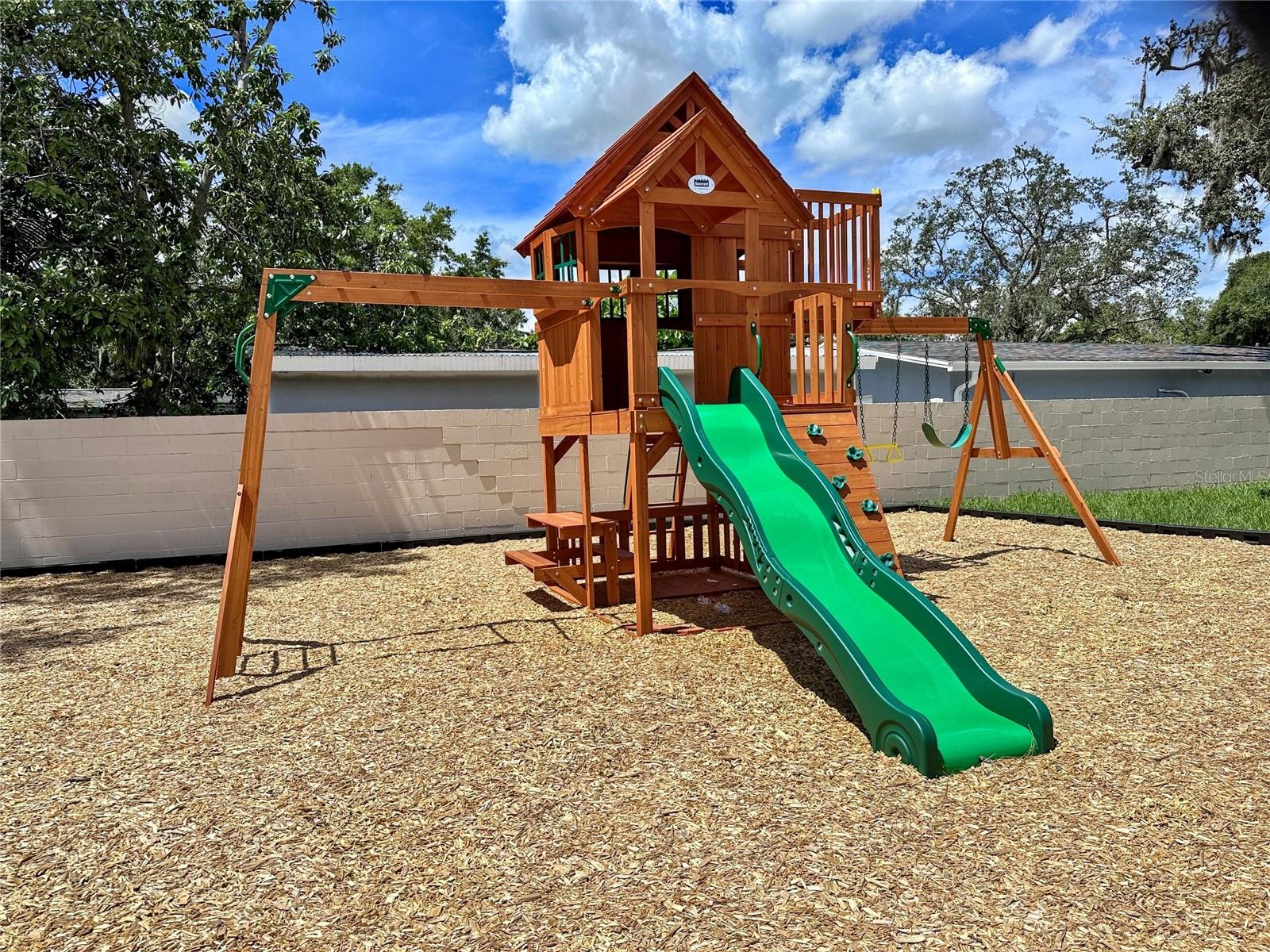 PLACE ONE A CONDO - Residential