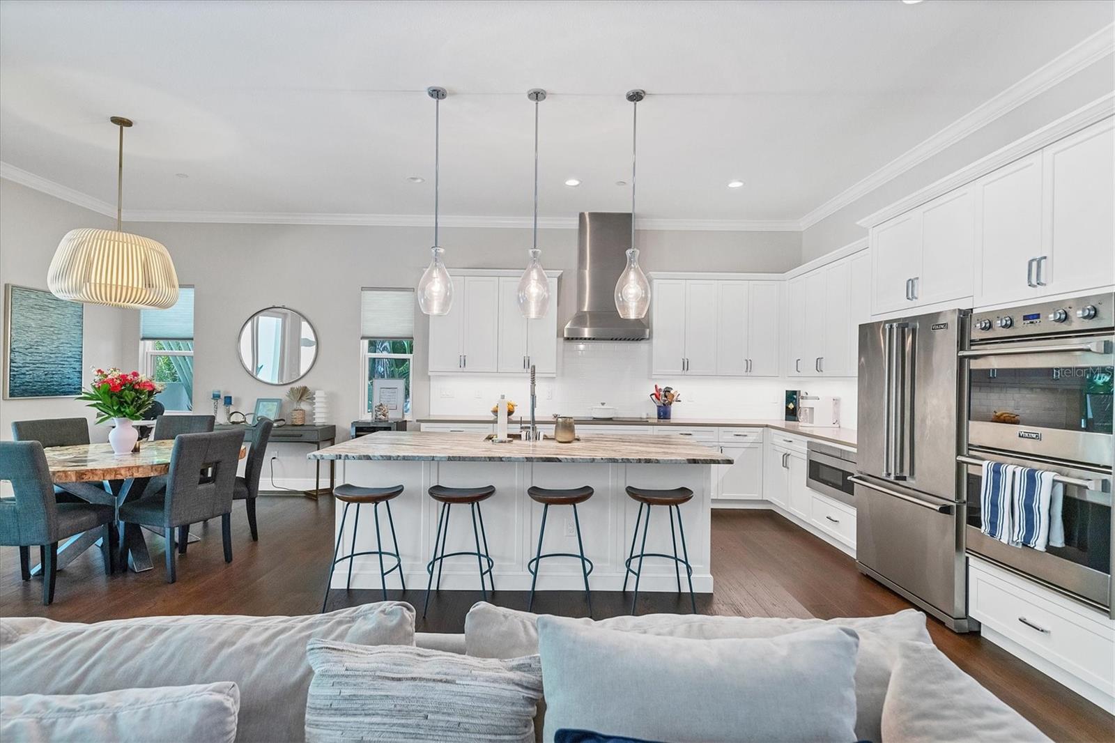 HANSENS SUB OPPOSITE PG IN PB - Residential