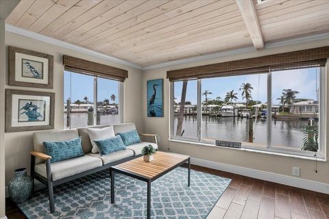 A home in LONGBOAT KEY