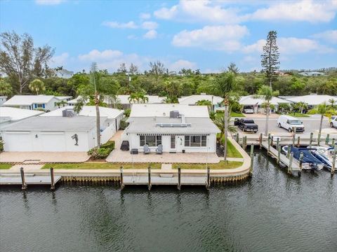 A home in LONGBOAT KEY