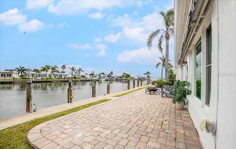 A home in LONGBOAT KEY