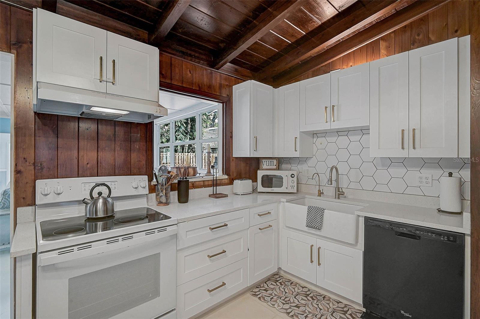 TATUMS J W ADD SARASOTA HEIGHTS - Residential Lease