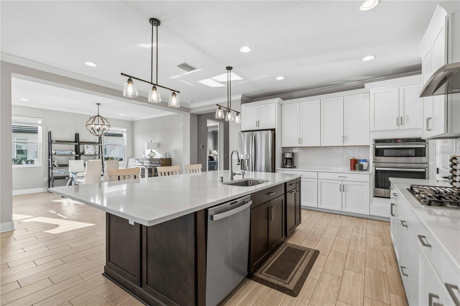 SWEETWATER AT LAKEWOOD RANCH PH I & II - Residential