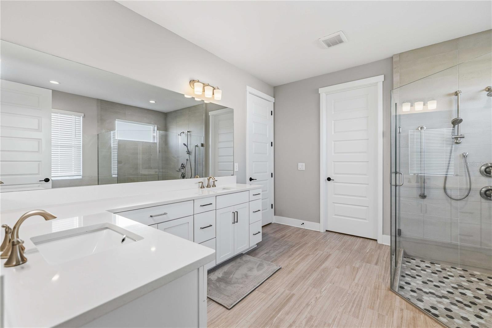 SWEETWATER AT LAKEWOOD RANCH PH I & II - Residential