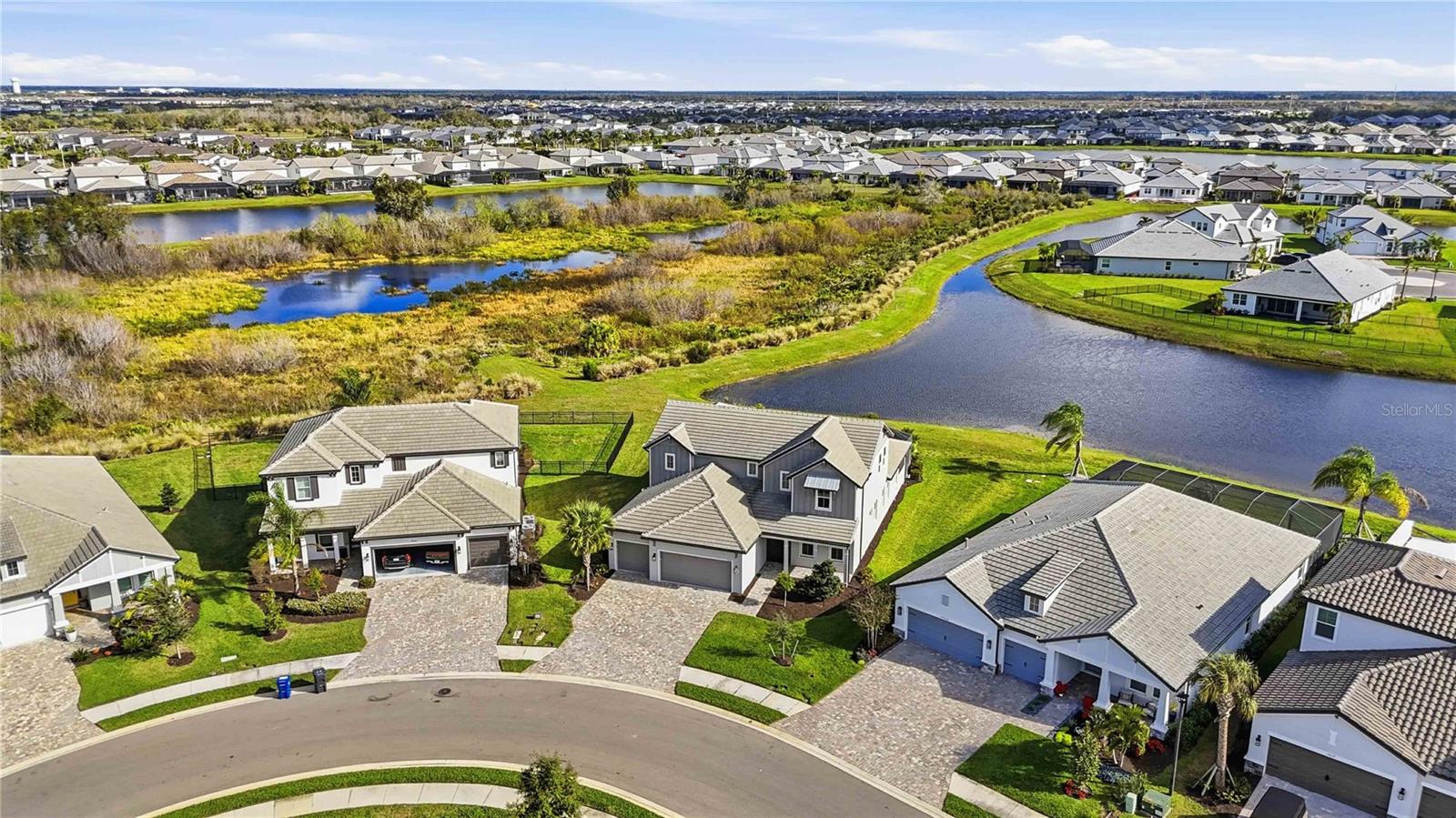 SWEETWATER AT LAKEWOOD RANCH PH I & II - Residential