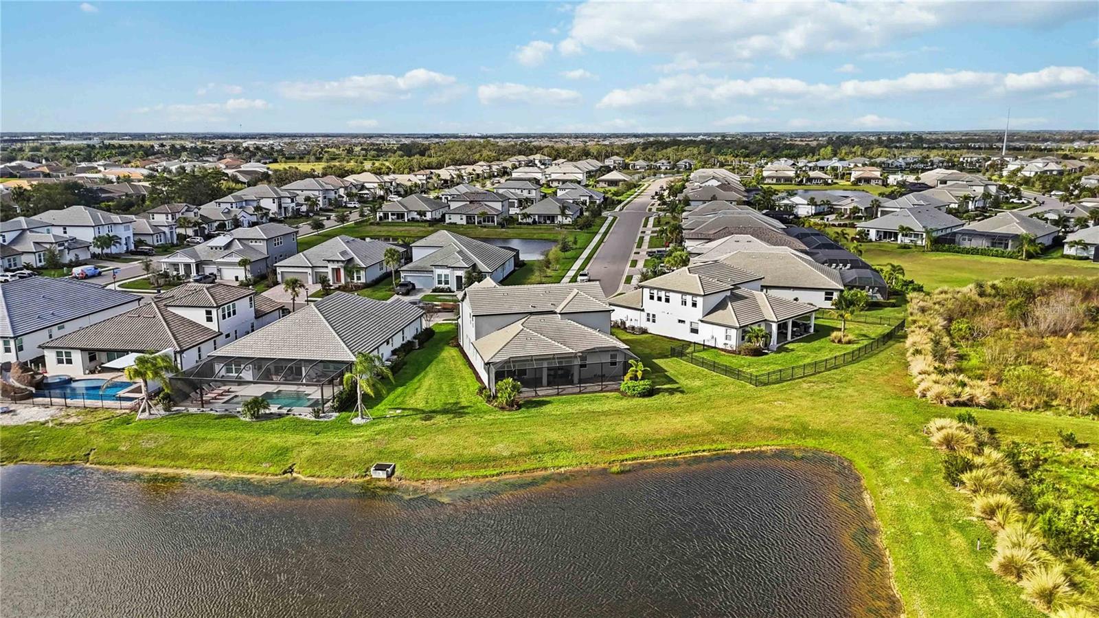 SWEETWATER AT LAKEWOOD RANCH PH I & II - Residential