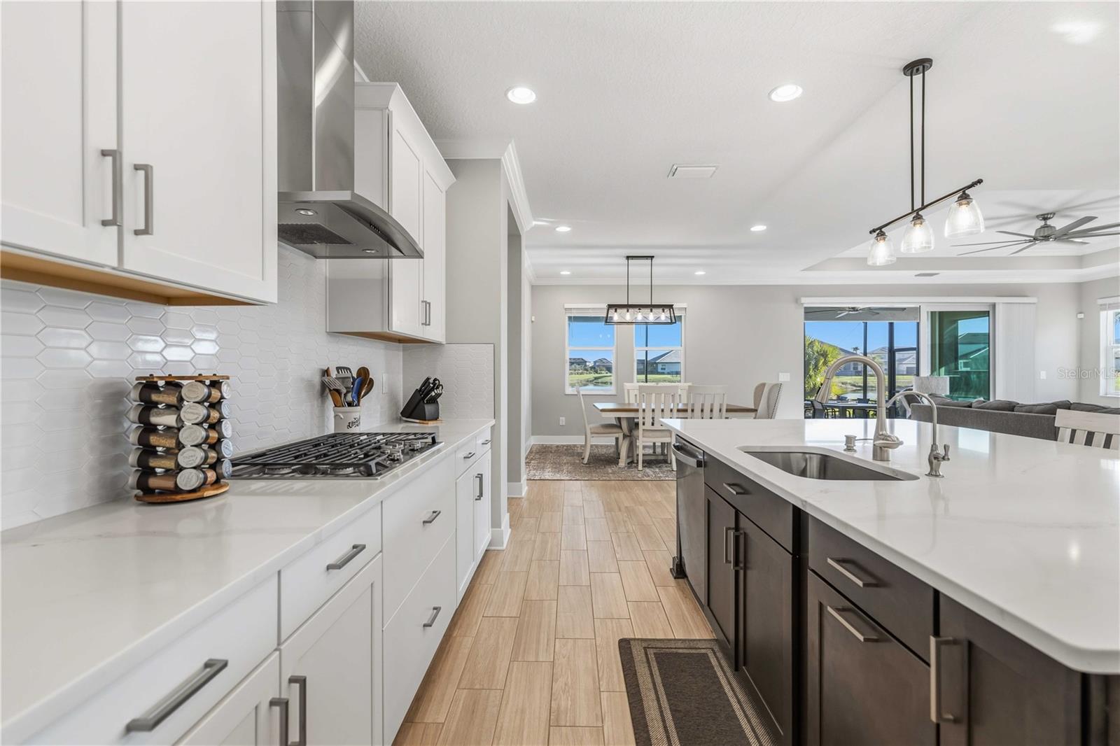 SWEETWATER AT LAKEWOOD RANCH PH I & II - Residential