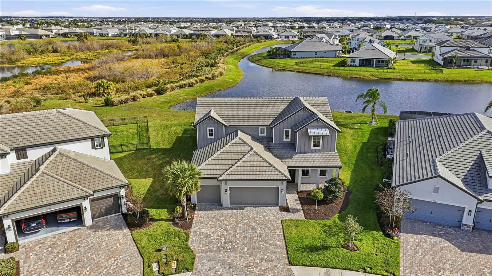 SWEETWATER AT LAKEWOOD RANCH PH I & II - Residential