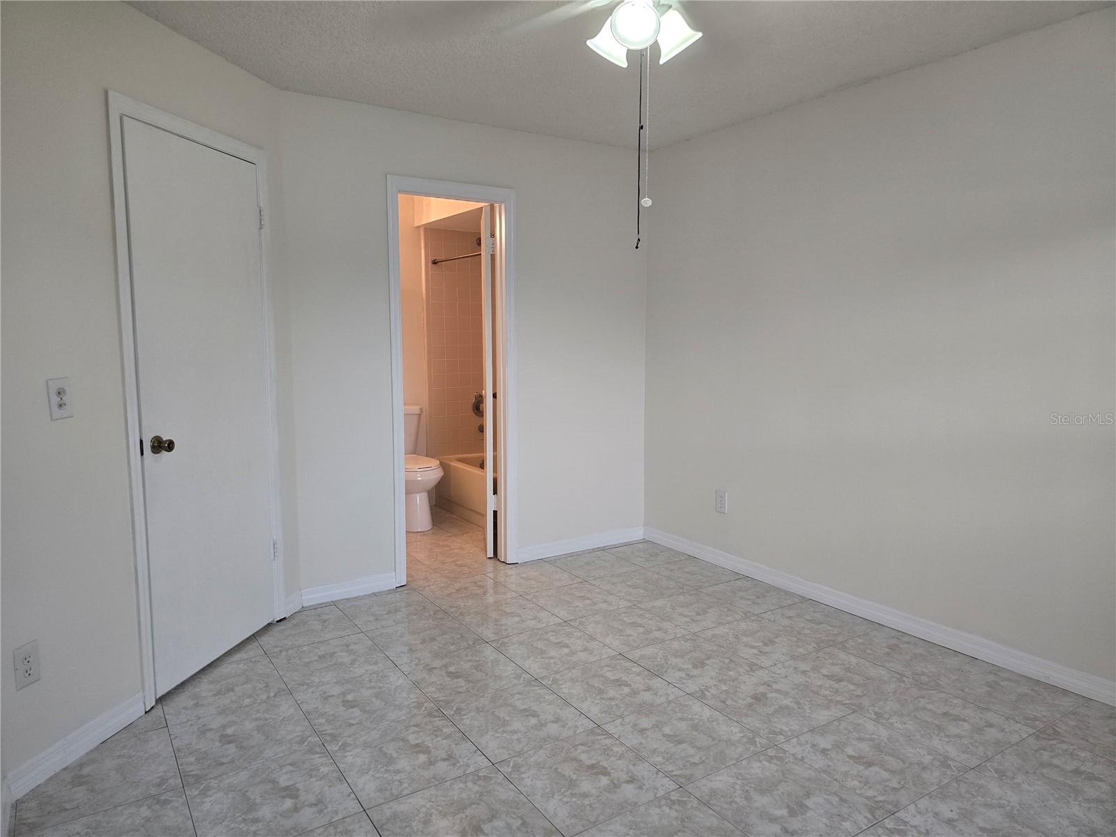 ISLAND COVE VILLAS PH 01 - Residential