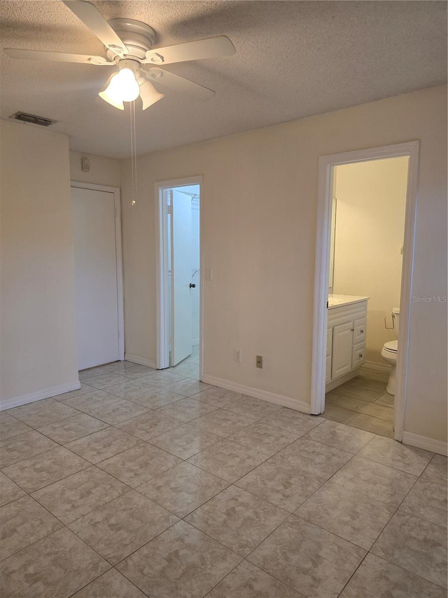 ISLAND COVE VILLAS PH 01 - Residential