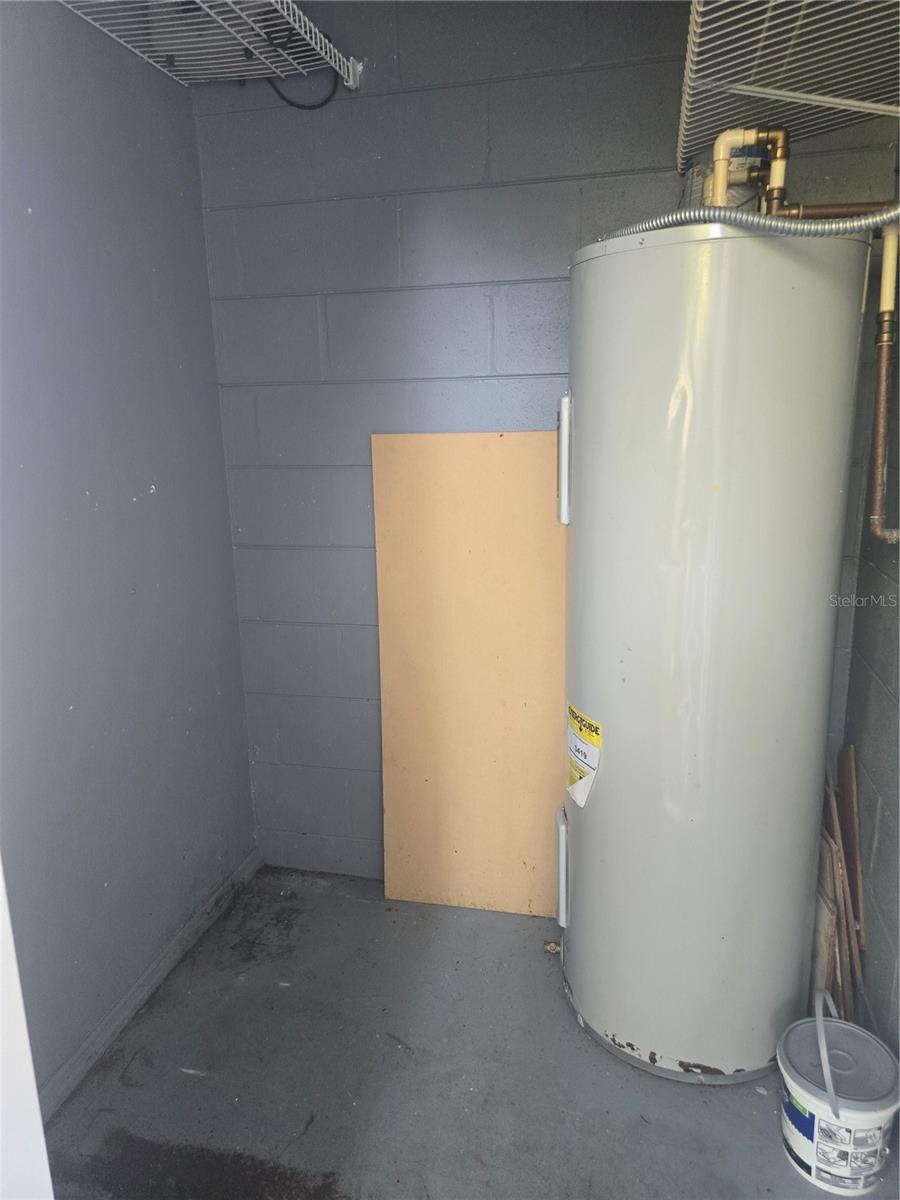 ISLAND COVE VILLAS PH 01 - Residential