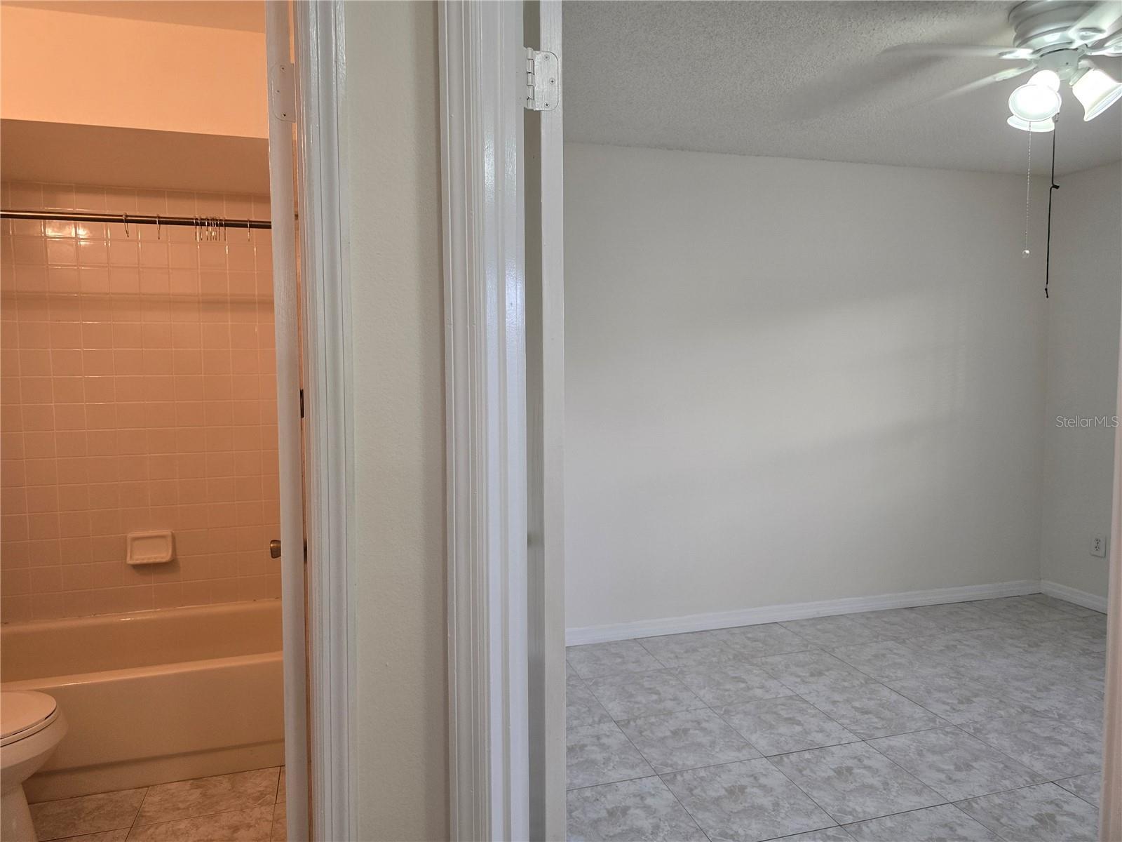 ISLAND COVE VILLAS PH 01 - Residential