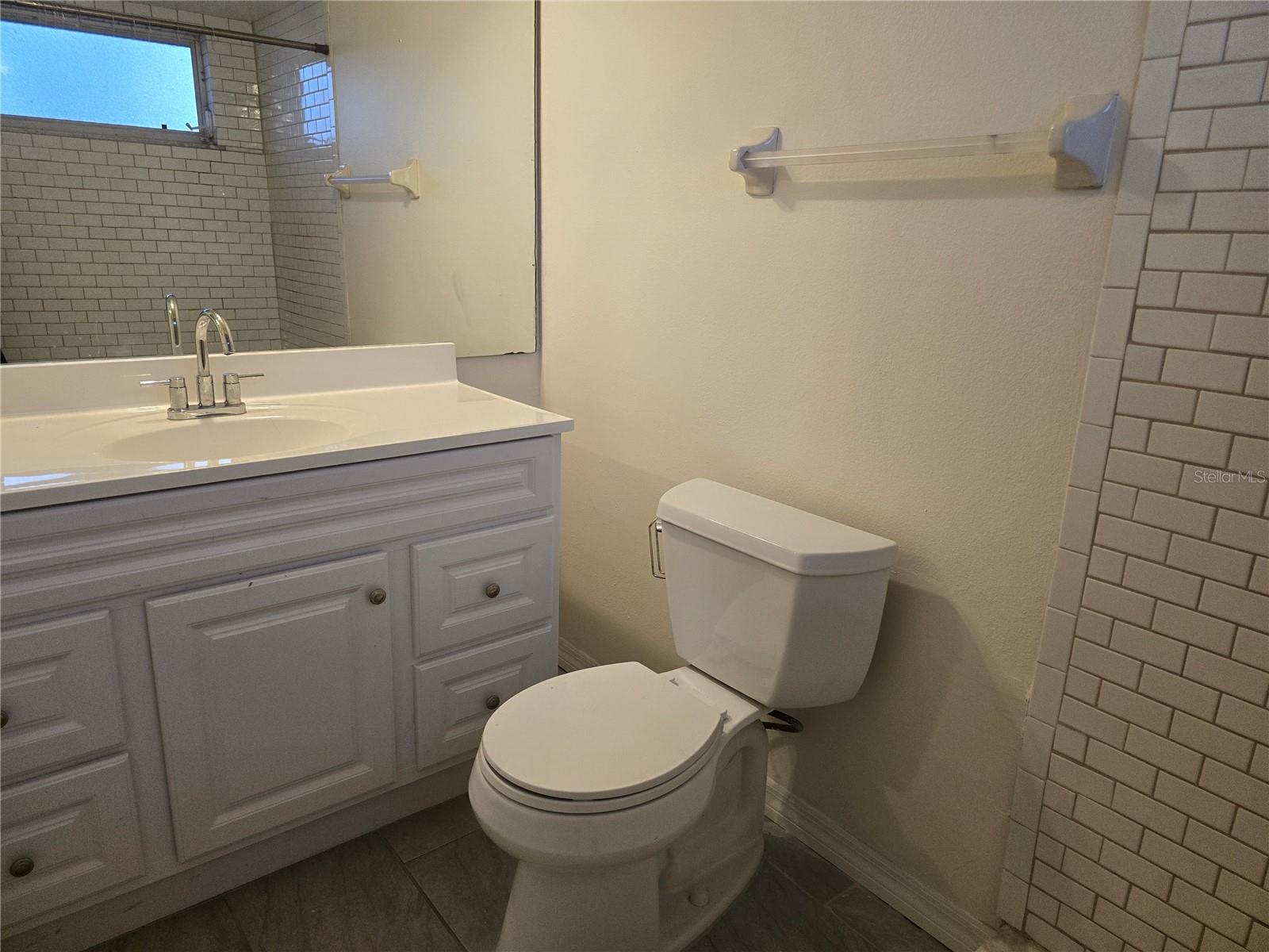 ISLAND COVE VILLAS PH 01 - Residential