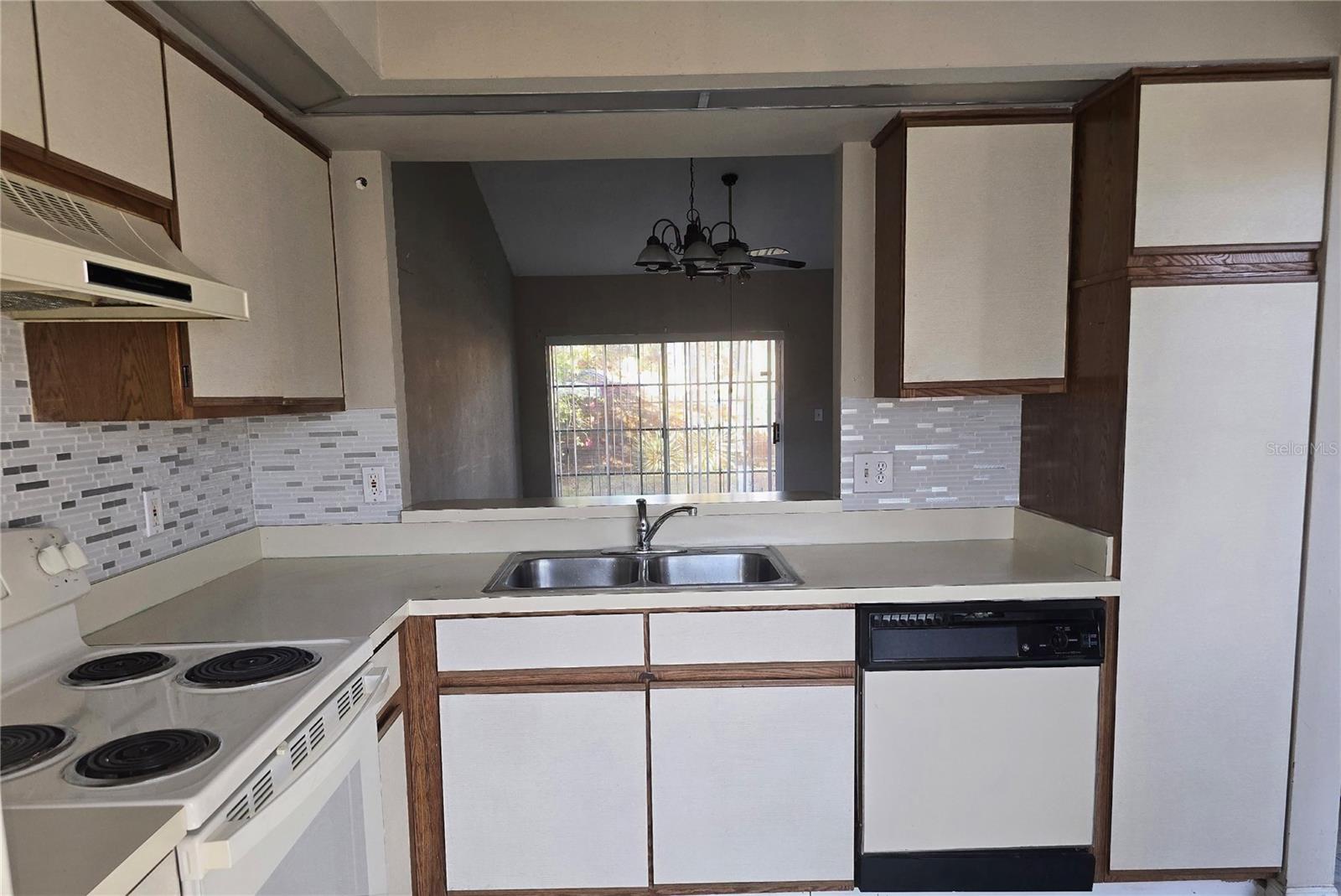 ISLAND COVE VILLAS PH 01 - Residential