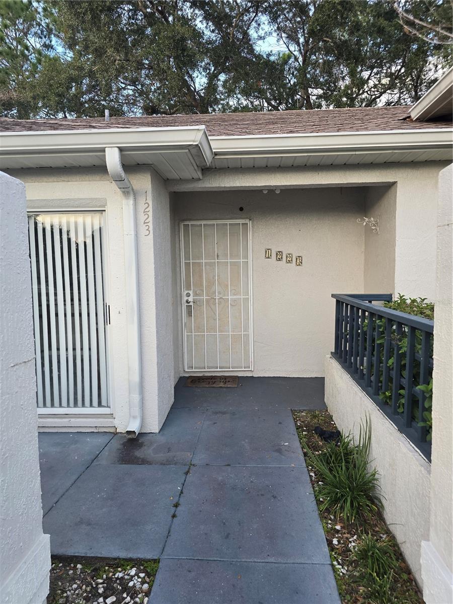 ISLAND COVE VILLAS PH 01 - Residential