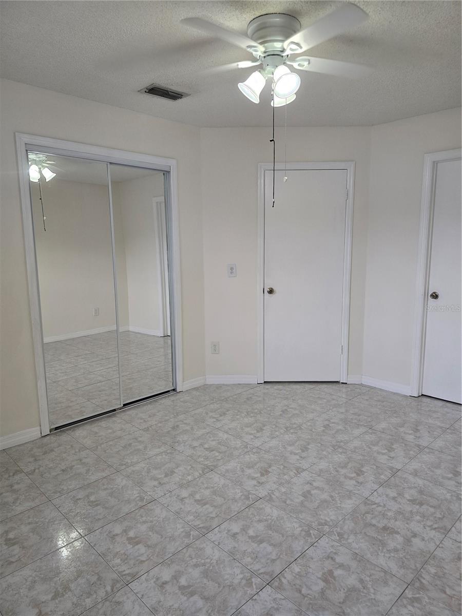 ISLAND COVE VILLAS PH 01 - Residential