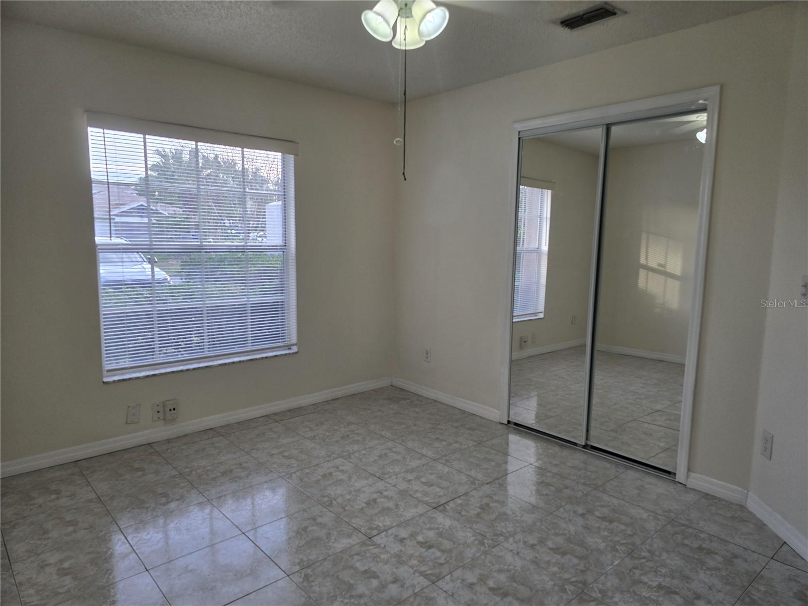 ISLAND COVE VILLAS PH 01 - Residential