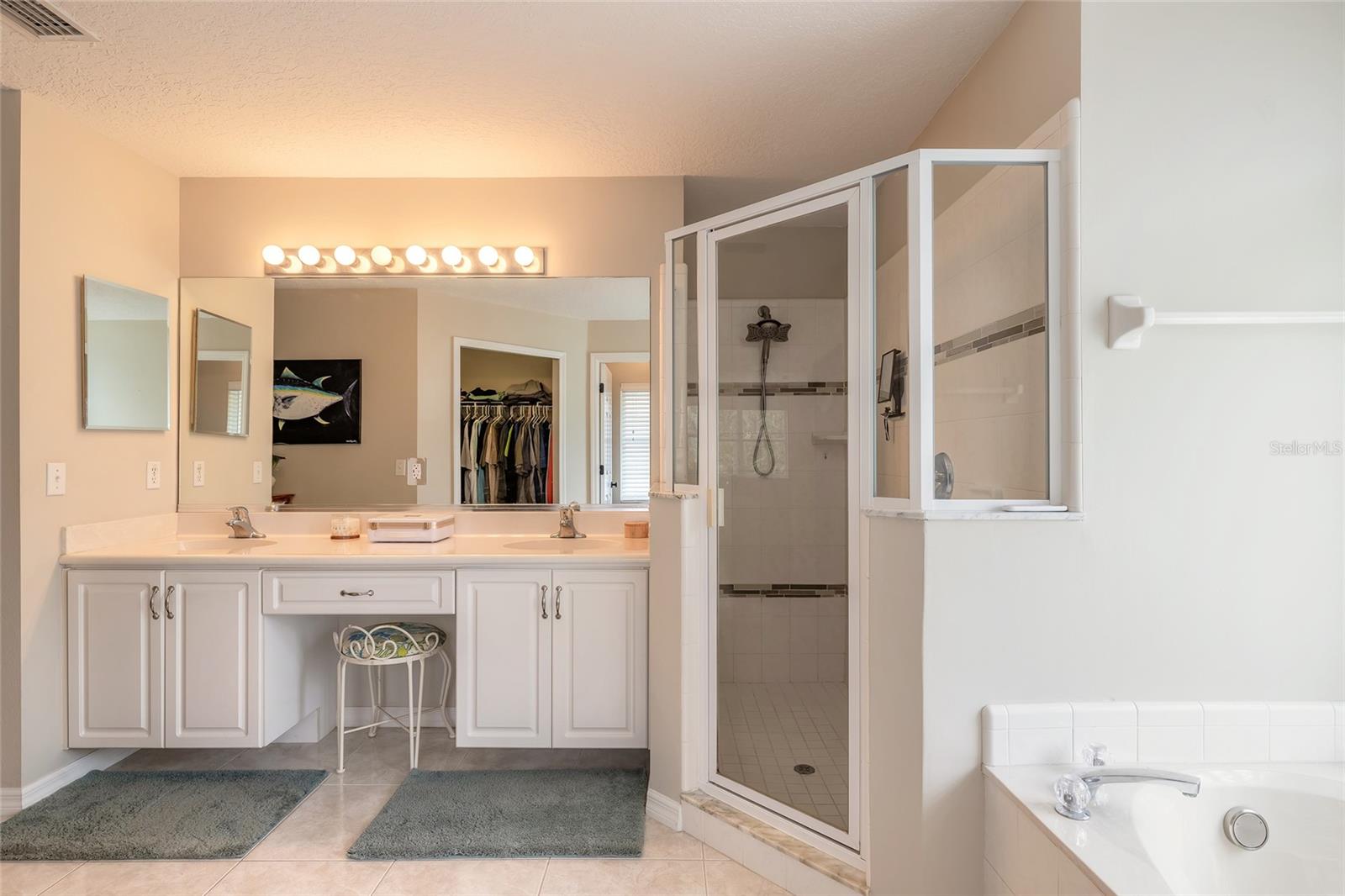 BREAKWAY TRLS PH 03 UN 03A - Residential