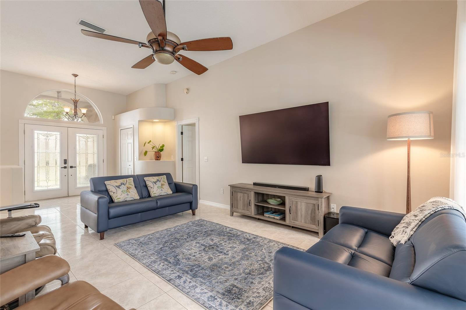 BREAKWAY TRLS PH 03 UN 03A - Residential