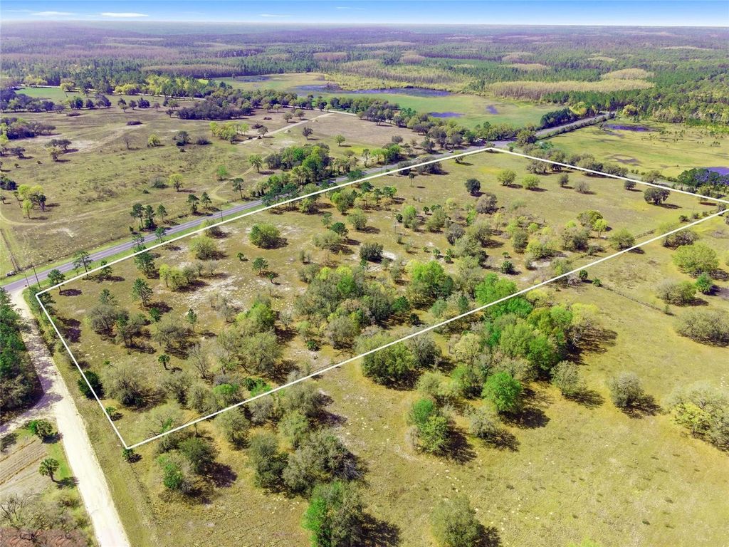 Photo of SE State Rd 121, Morriston, FL 32668 (MLS # OM712249)