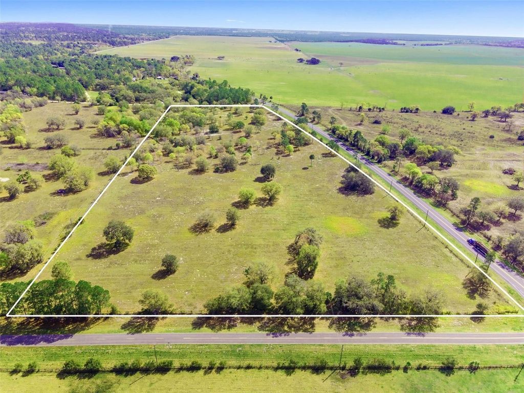Photo of SE State Rd 121, Morriston, FL 32668 (MLS # OM712249)