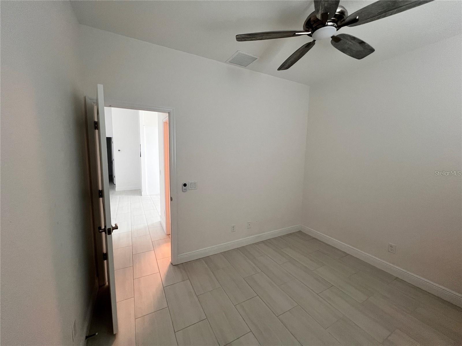 AQUI ESTATE UNIT 01 - Residential Lease