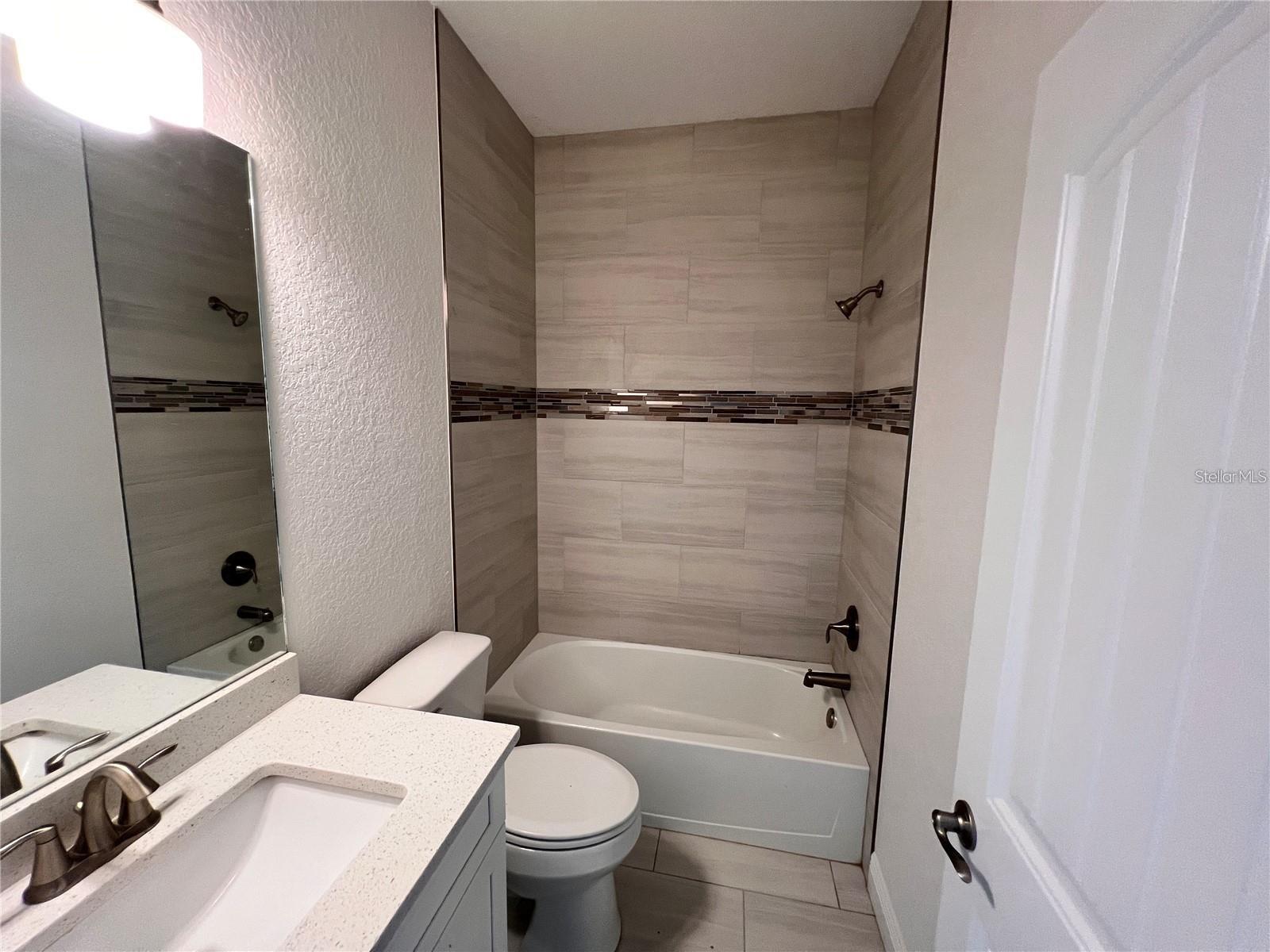 AQUI ESTATE UNIT 01 - Residential Lease