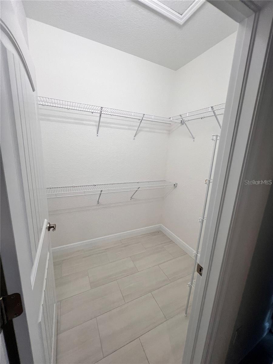 AQUI ESTATE UNIT 01 - Residential Lease