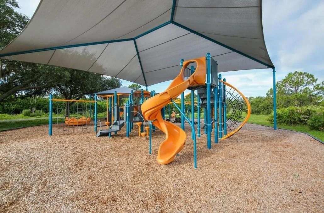 ROTONDA WEST PINE VALLEY - Residential