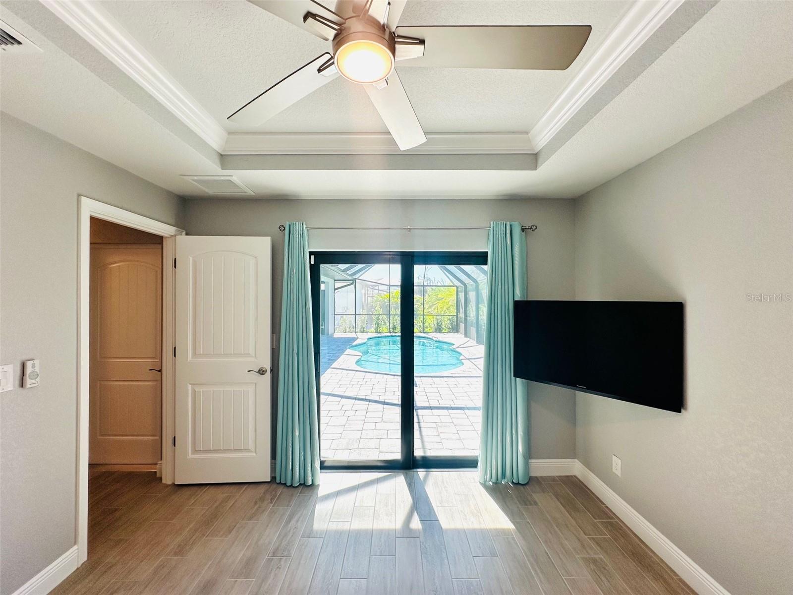 ROTONDA WEST PINE VALLEY - Residential