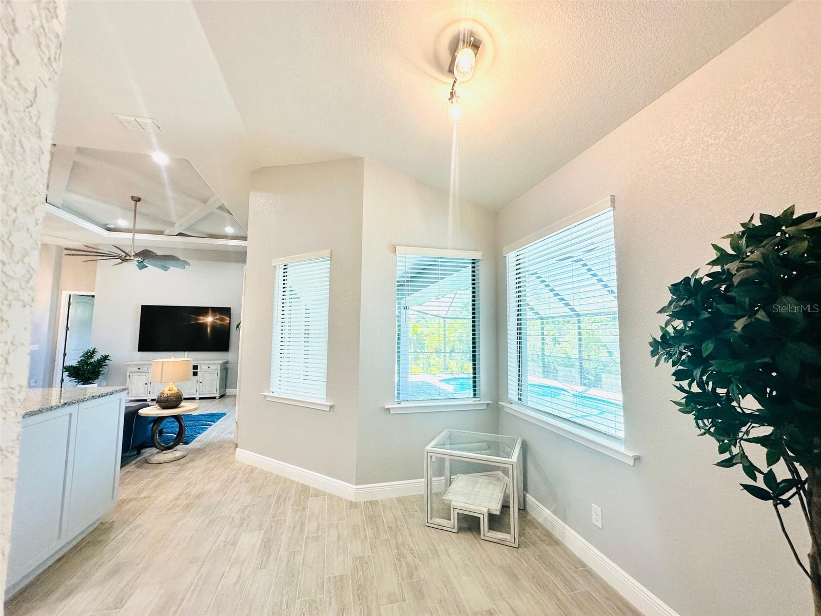 ROTONDA WEST PINE VALLEY - Residential