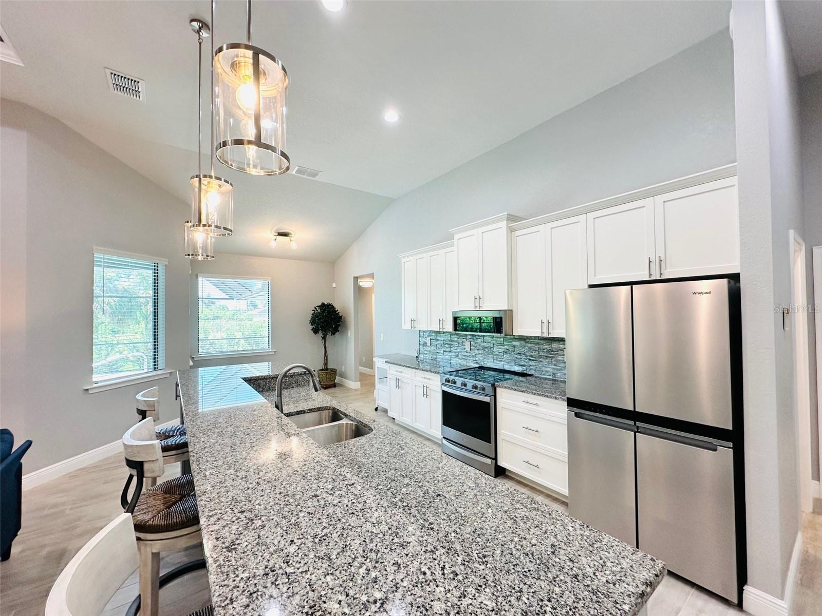 ROTONDA WEST PINE VALLEY - Residential