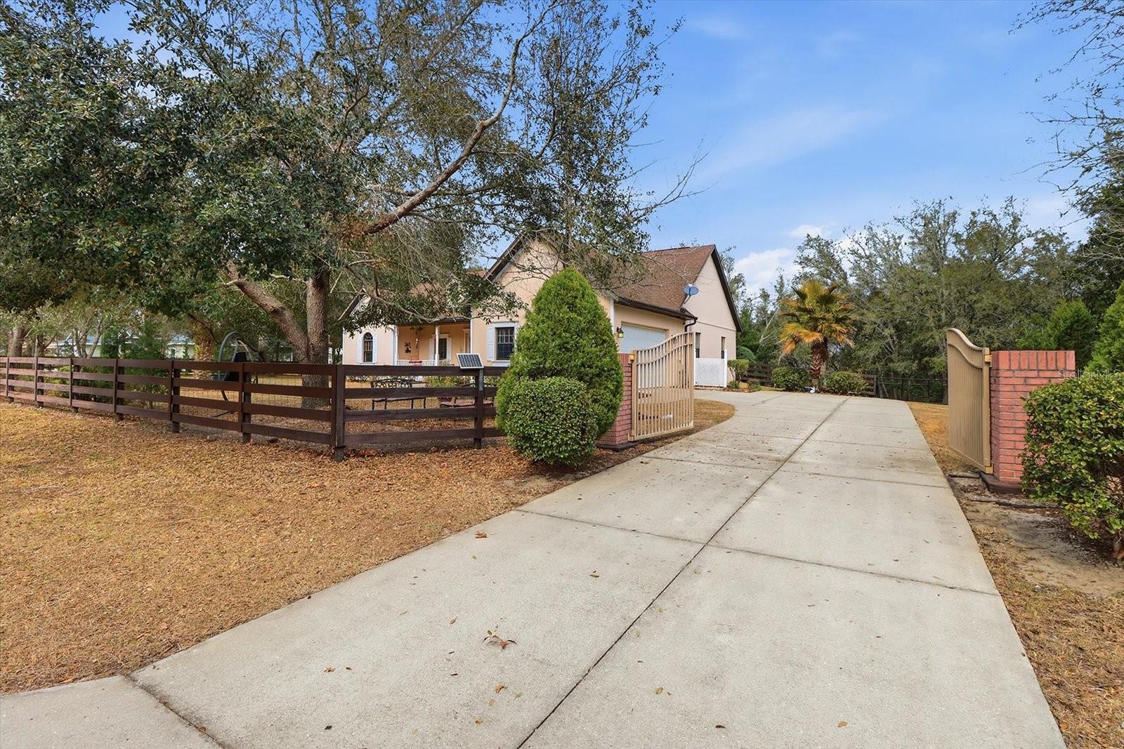 PINE RIDGE UNIT 03 - Residential