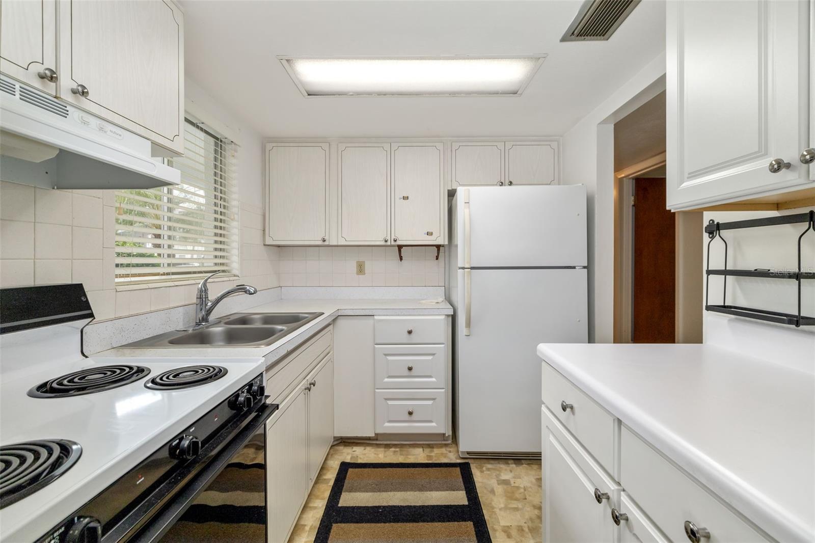 BAYSHORE CONDO - Residential