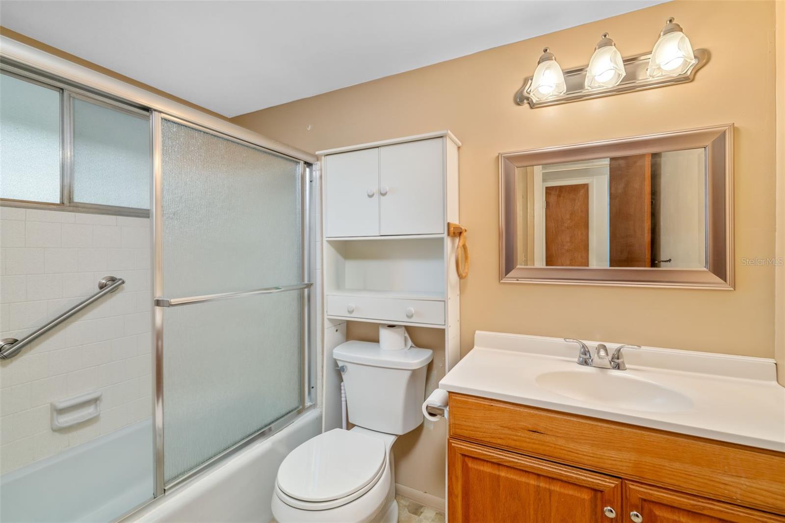 BAYSHORE CONDO - Residential