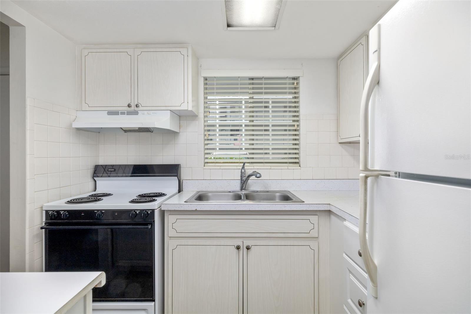 BAYSHORE CONDO - Residential