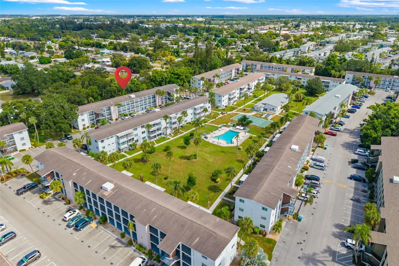 BAYSHORE CONDO - Residential