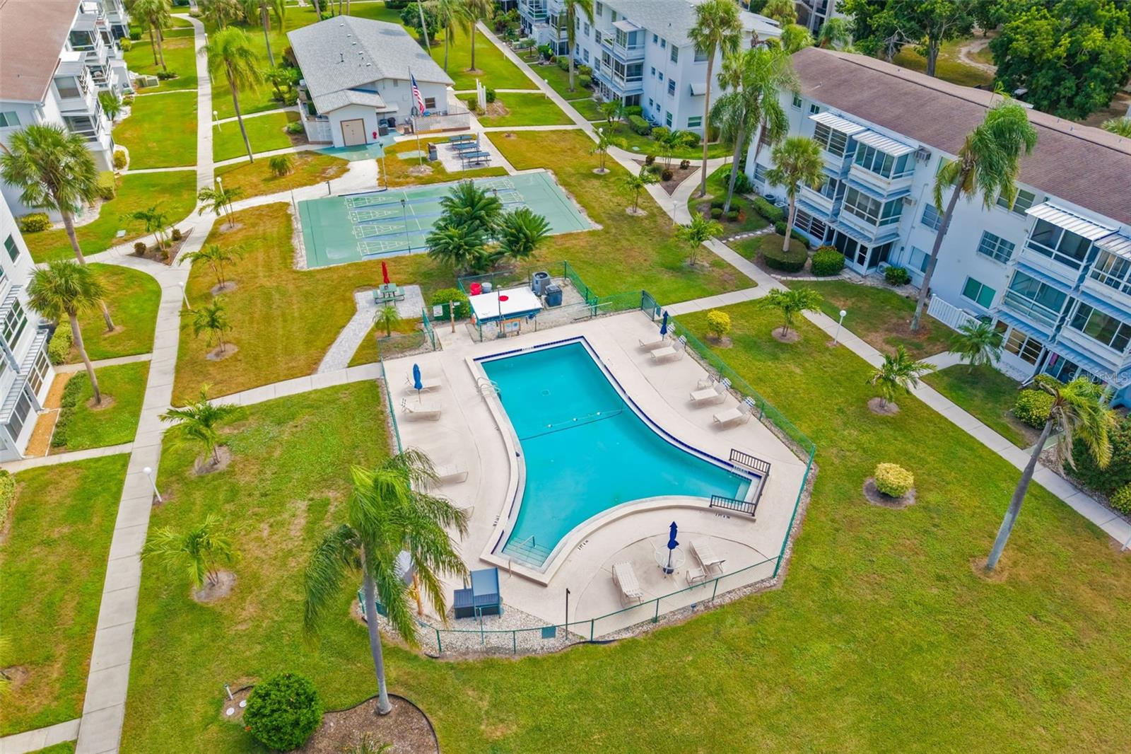 BAYSHORE CONDO - Residential