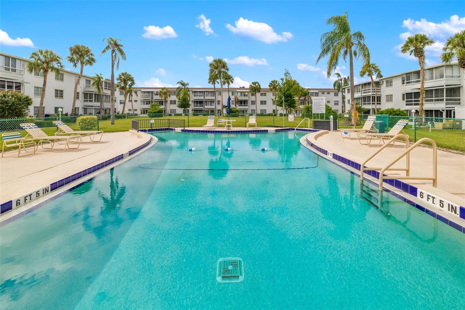 BAYSHORE CONDO - Residential